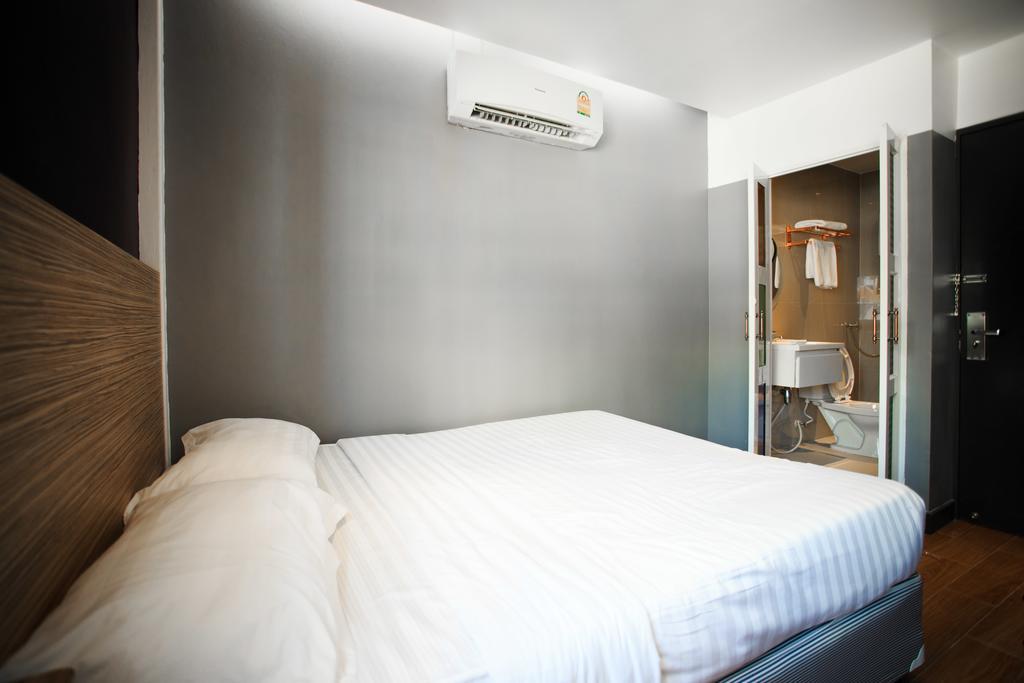 Cloud 9 Lodge Bangkok Room photo